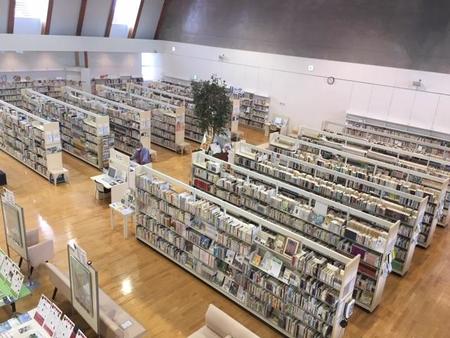 図書館見学.jpg